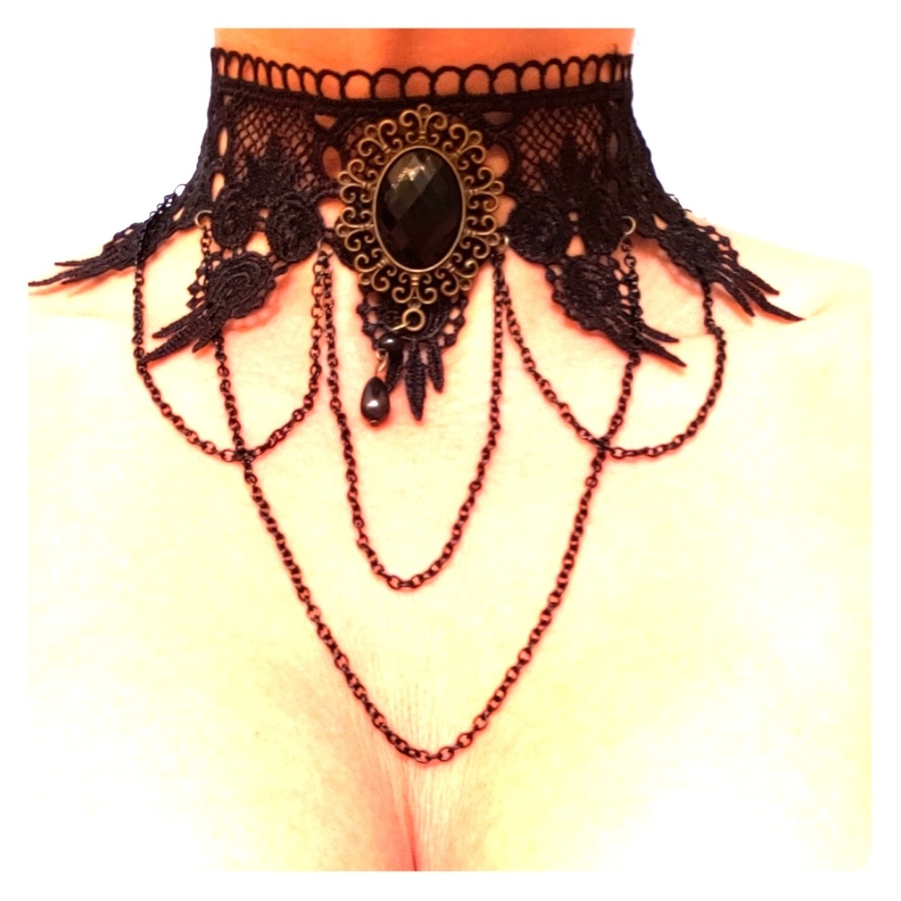 French gothic Victorian chocker